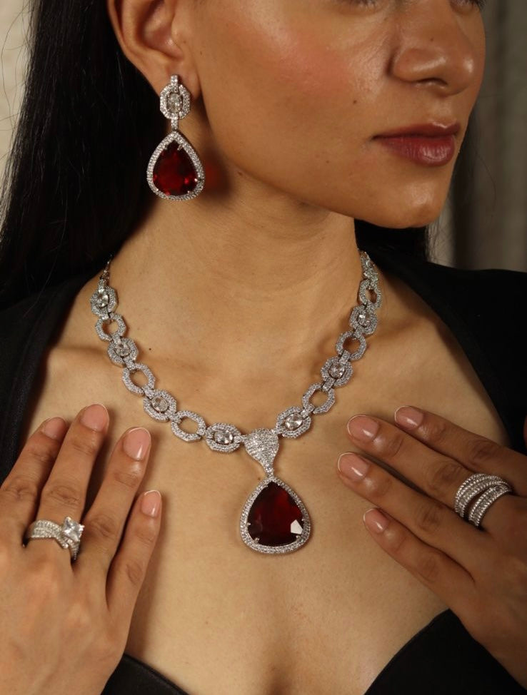 Aleya Diamond Set (Necklace+Maang Tika + Earrings)